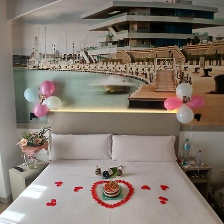Hotel Bestprice Валенсия Екстериор снимка