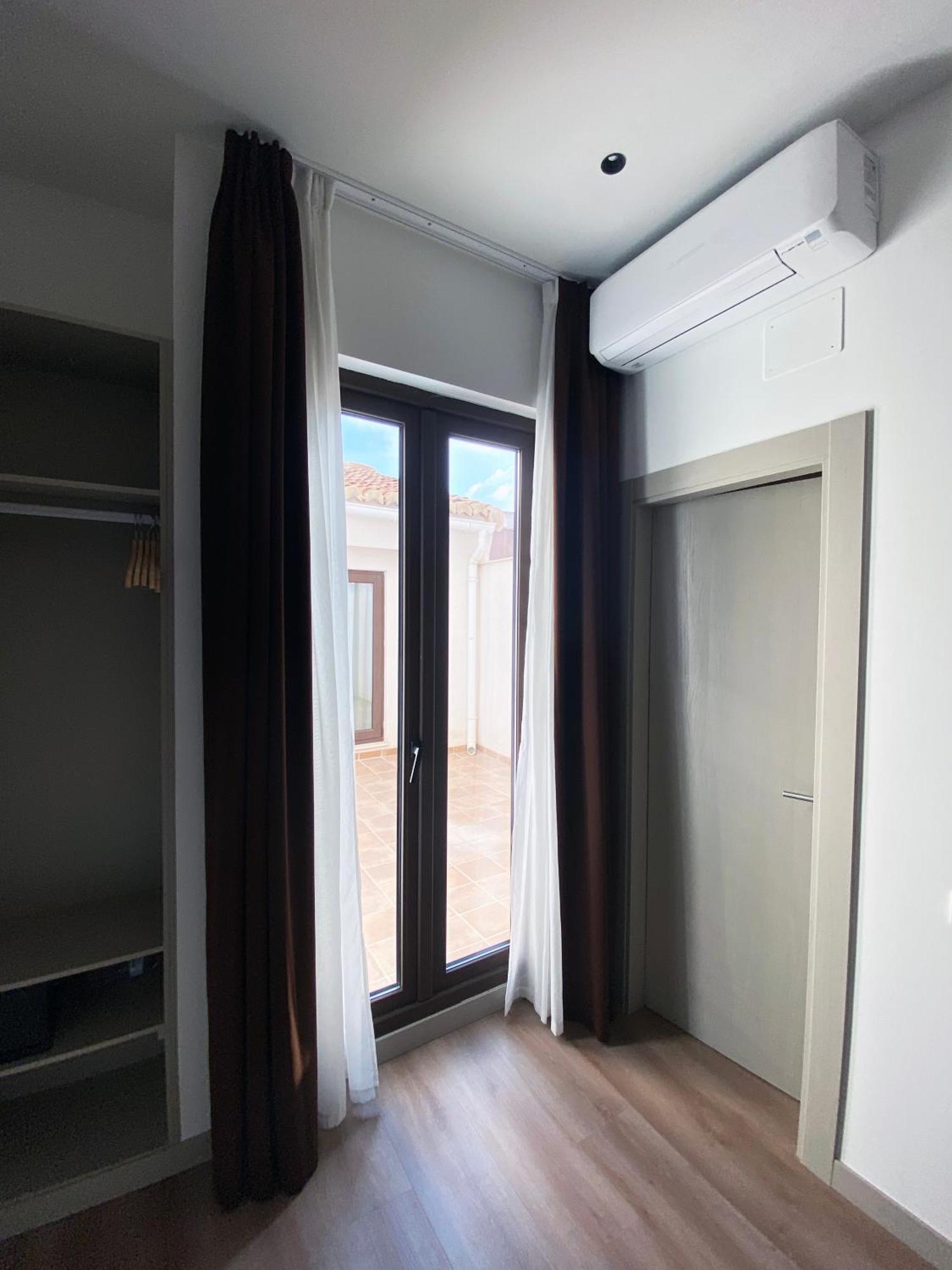 Hotel Bestprice Валенсия Екстериор снимка